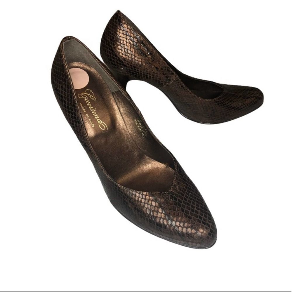 Carisma Brown Snakeskin Heels size 7